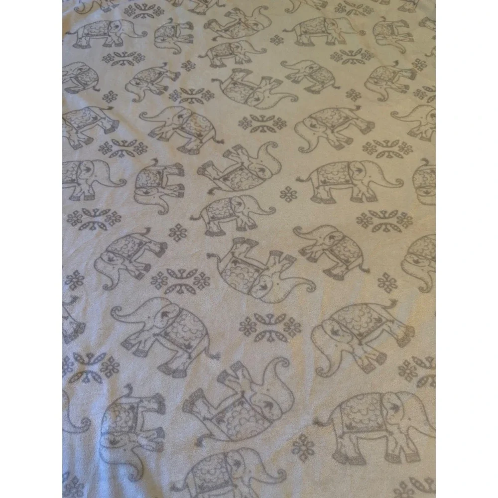 Levtex Baby Elephant Plush Security Blanket Grey White Safari Nursery Soft